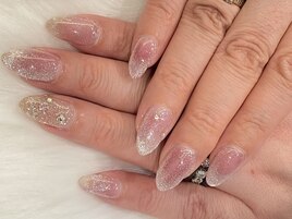 フラッシュ華やかネイル
