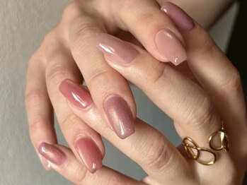 シュエット(Chouette)の写真/爪にやさしい施術【フィルイン】導入!!ジェルは700色以上のお色味をご用意◎あなただけのネイルをご提供♪