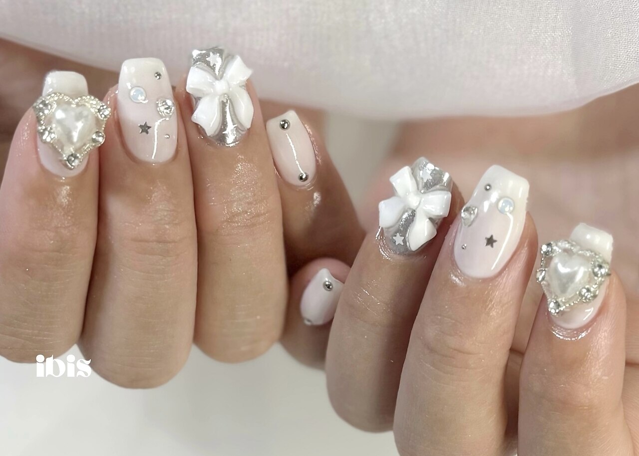29))韓国風 フレンチガーリー シルバー ハートネイル ぷっくり ネイルチップ 29))韓国風 フレンチガーリー シルバー ハートネイル ぷっくり ネイル