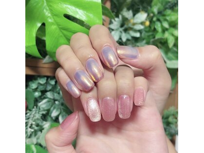 苺ネイルの写真