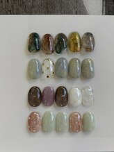 ベゼル(bezel.)/【monthly design】シンプル