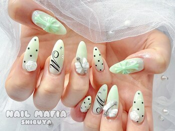 ネイルマフィア 渋谷(NAIL MAFIA)の写真/≪洗練されたシンプル可愛いデザインがいっぱい≫シンプルだけど存在感があるデザインで指先を彩る♪