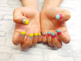 ポップカラーネイル