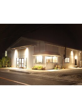 仕事帰り・早朝OKのサロン