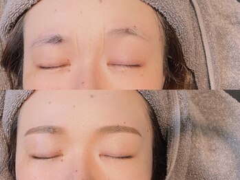 ブルーム(BLOOM)の写真/【アイブロウリフトのみ/blowWAXカットメイクジェリーパック付】¥6500 ハイドロジェリーマスク導入!