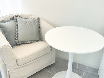 サロン ド ユニ(SALON DE UNI)/