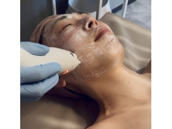 泡のきもちの写真/年齢とともに顔のもたつき、皮膚のハリが気になる。引き締めたいけど、こけ感はイヤ・・・そんな方へ◎