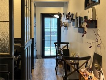 シィ(Sii)/店内 (1F入口)