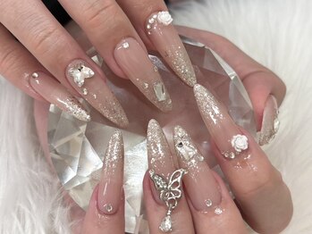 ルノン 獨協大学前店(LUNON)の写真/【長さだし×持ち込みデザイン】でこだわり再現◎ワンランク上の韓国/ワンホンネイルに♪理想の美爪へ☆