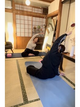 和りらく ココロエン(cocoroen)の写真/【ヨガ×整体の独自技術】姿勢画像チェック×オーダーメイド施術。骨格・筋力から整え、不調を根本改善!