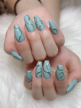 エム(EM)/うねうねネイル