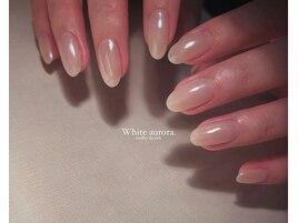 ホワイトオーロラ