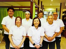 神戸元町爽快館の雰囲気（スタッフ一同、お客様のご来店をお待ちしております♪）
