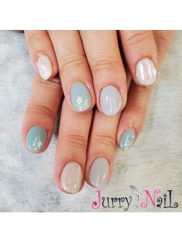 ジュリーネイル 所沢店/涼しげなデザイン