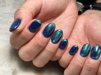 キールネイル(KeyleNail)/マグネットのオンブレフレンチ