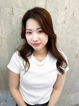 トゥルーネイル アンド アイ 天神店(TRU NAIL & EYE) 鍋嶋 アユ