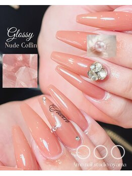 アメネイルスタジオ 小山店(AME NAIL STUDIO)の写真/どんな職場にも馴染む上品カラー有◎シンプルだけどトレンド感のある指先に！豊富なカラーバリエーション♪