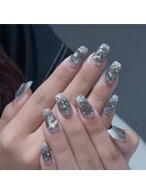 クイーンズビューティーサロン 新宿本店(Queen's beauty salon)/チップ長さ出しやりつけ放題