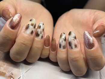 ホワイトベッコウネイル