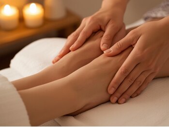 シファ(Sifa)の写真/【足のむくみに】第二の心臓と言われる足裏の反射区&ふくらはぎ～膝裏までしっかりほぐしてスッキリ足♪