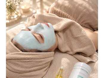 アルフォービューティー 恵比寿店(ALU for beauty)の写真/【小顔マイクロリフト×ハーブピーリング】超オトクなお試しメニューを体験◎

