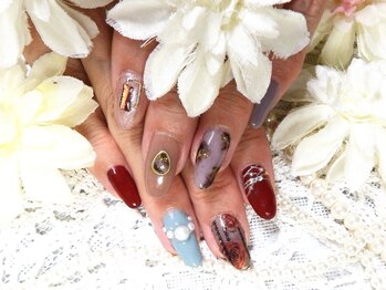 ハーブエステ ルレーブ/定額ネイル　各　7100円