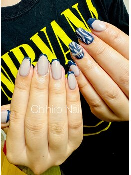 チヒロネイル/左右非対称ネイル