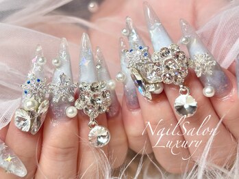 ネイルサロンラグジュアリー 梅田店(LUXURY)