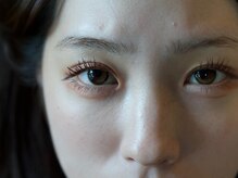 神戸のまゆげ屋さん 摂津本山 岡本店の雰囲気（間引きで軽さを出すことで抜け感プラス。すっぴんでもキマる美眉）