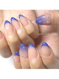 青とピンク　フレンチネイル