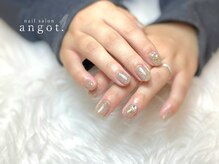 アンガット(angot.)/クリスマスシンプルネイル