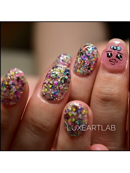 リュクスアートラボ(Luxeartlab)/