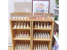 himawari ネイルの雰囲気(沢山のカラーを揃えております!)