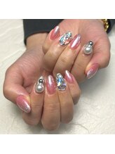 ラシア アイラッシュアンドネイル(Lasia)/派手nail