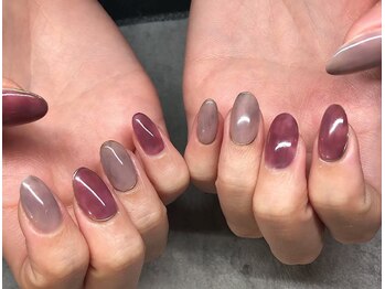 グレー×ボルドー相性◎