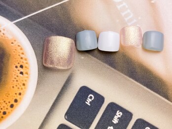 ムスビ(musubi)/5月【フット】ワンカラー