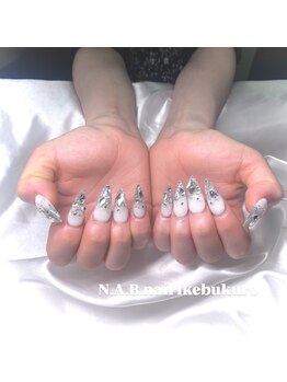 エヌエービー(N.A.B.)/乳白色ラメグラデーション