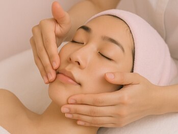 女性専科さくらの写真/【さくらはたるみケアが得意!大人気!】超音波で真皮、深部届くまでしっかり引き上げマッサージ☆