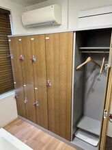 ザ ベース(the BASE)/更衣室（別角度1）