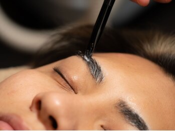 美メン(美men)の写真/SNSでも話題沸騰中【ハリウッドブロウリフト】眉毛の毛流れを整えてふわっと立ち上げ眉毛に大変身★