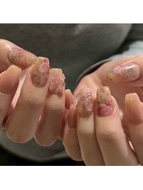 ガーリーネイル