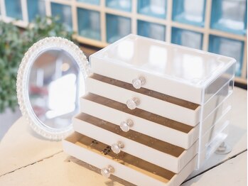 リラクゼーションアンドビューティー コウ(Kou)/【耳ツボジュエリー】