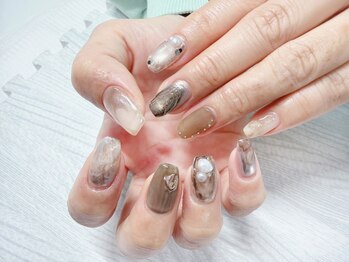 アーク ネイルアンドアイビューティ(Ark)の写真/リピーター多数《Hand定額デザインArtコース¥6000》毎月通っても飽きないほどの"こだわりデザイン"が豊富♪