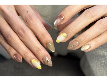 エンビー 下北沢(em.b)/春のミモザネイル