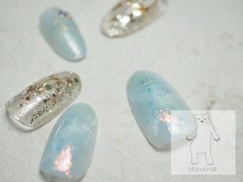 ミントブルーのニュアンスネイル