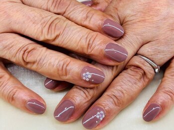 ミアローザ(Mia Rosa)/シンプルネイル