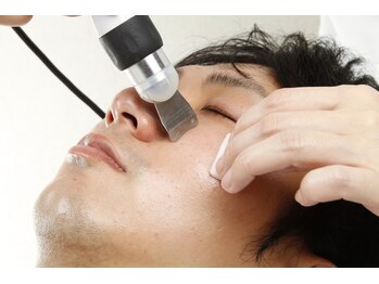 理容 シキシマ/【メンズもフェイシャルケアを】