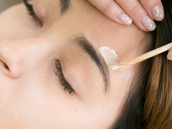 テトテ ビューティーラボ アイラッシュ(tetote beauty Labo)の写真/【美眉アイブロウWAX¥5500】目元の印象が大事な時代だから似合わせ眉で新しい私に♪メイク仕上げもお任せ!