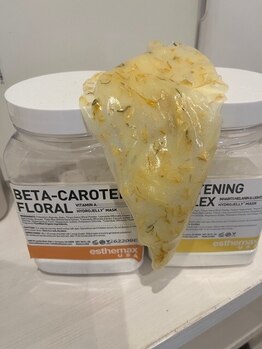 ホワイトニングジム アイス/海外セレブ愛用パックが充実!