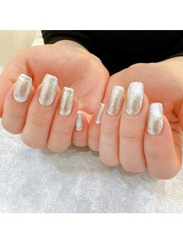 フチュール(futur)/ギラギラシルバーラメ☆